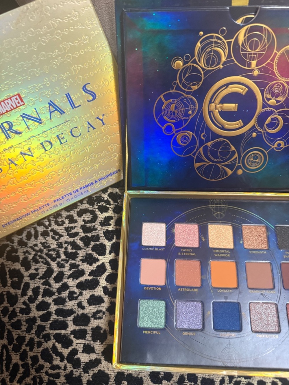 🌼✨ETERNALS URBAN DECAY MARVEL EYE SHADOW PALETTE BRAND NEW IN BOX 🌼✨ - Picture 4 of 11